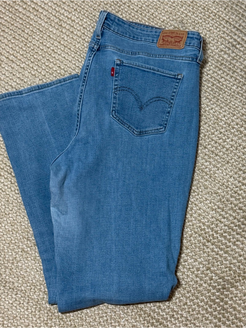 Levi’s 414 Classic Straight Jeans 20W Plus Size Light Wash Stretch Denim